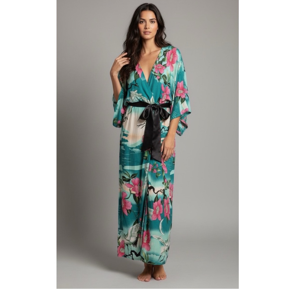 Kimono Robe Asian Print Satin Tie Small Full Length Flowy Festival - Picture 14 of 14